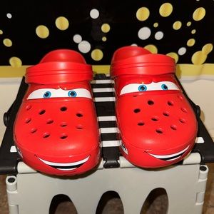 Crocs x Cars Lighting McQueen